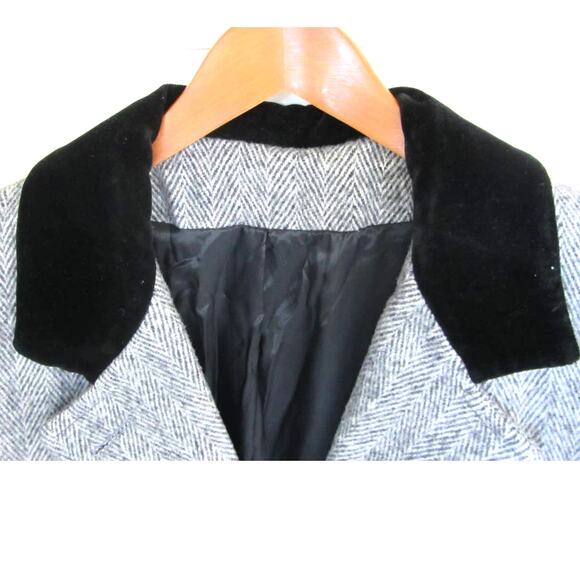 JLo Style Vintage Saxton Hall Herringbone Wool Overcoat size 10/12 - Picture 5 of 6